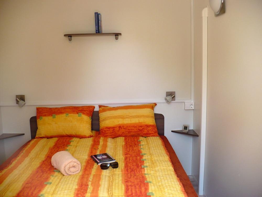 Victoria Mobilehome In Centro Vacanze San Francesco Duna Verde Kültér fotó